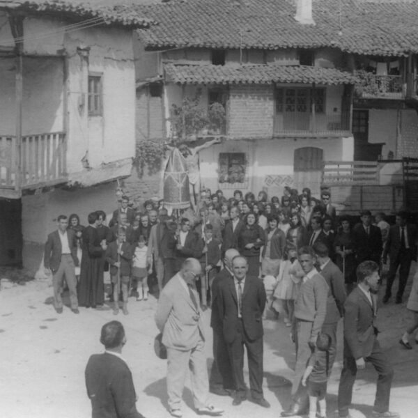 Fiesta del Santo Cristo en Valdastillas aprox. 1962