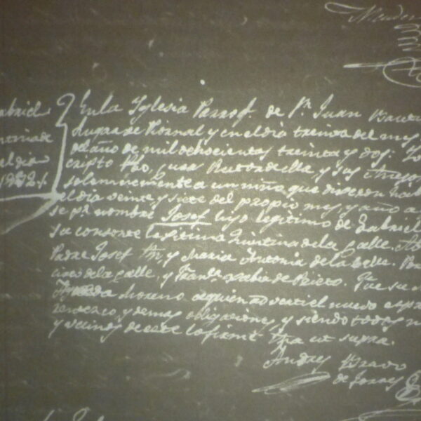Microfilm de una partida de bautismo de Piornal. Tomada en el Centro Santa Ana de Almendralejo (Badajoz)